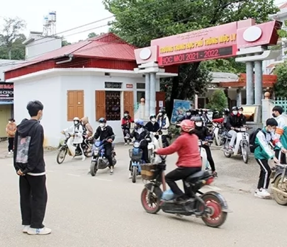 Kinh doanh gì gần trường học dễ cạnh tranh lợi nhuận cao